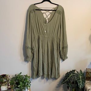 Green lace inset arula dress